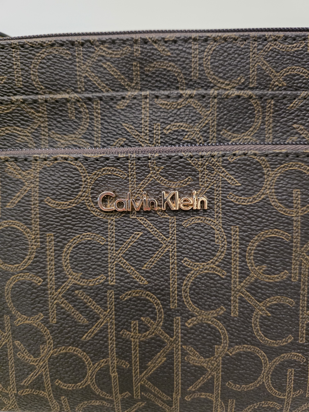 Calvin Klein Brown Logo Crossbody Bag - Picture 2 of 7